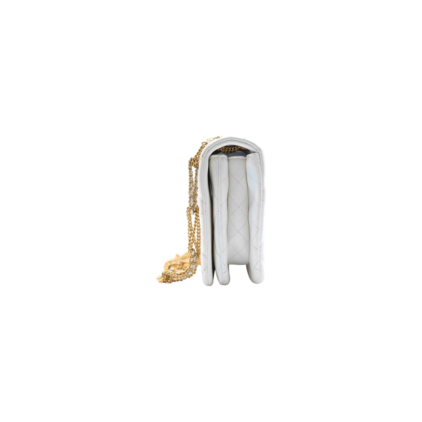 Chanel Diamond Quilted Shoulder Bag in White with Gold Chain