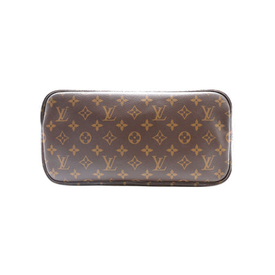 Louis Vuitton Monogram Neverfull MM Tote Bag