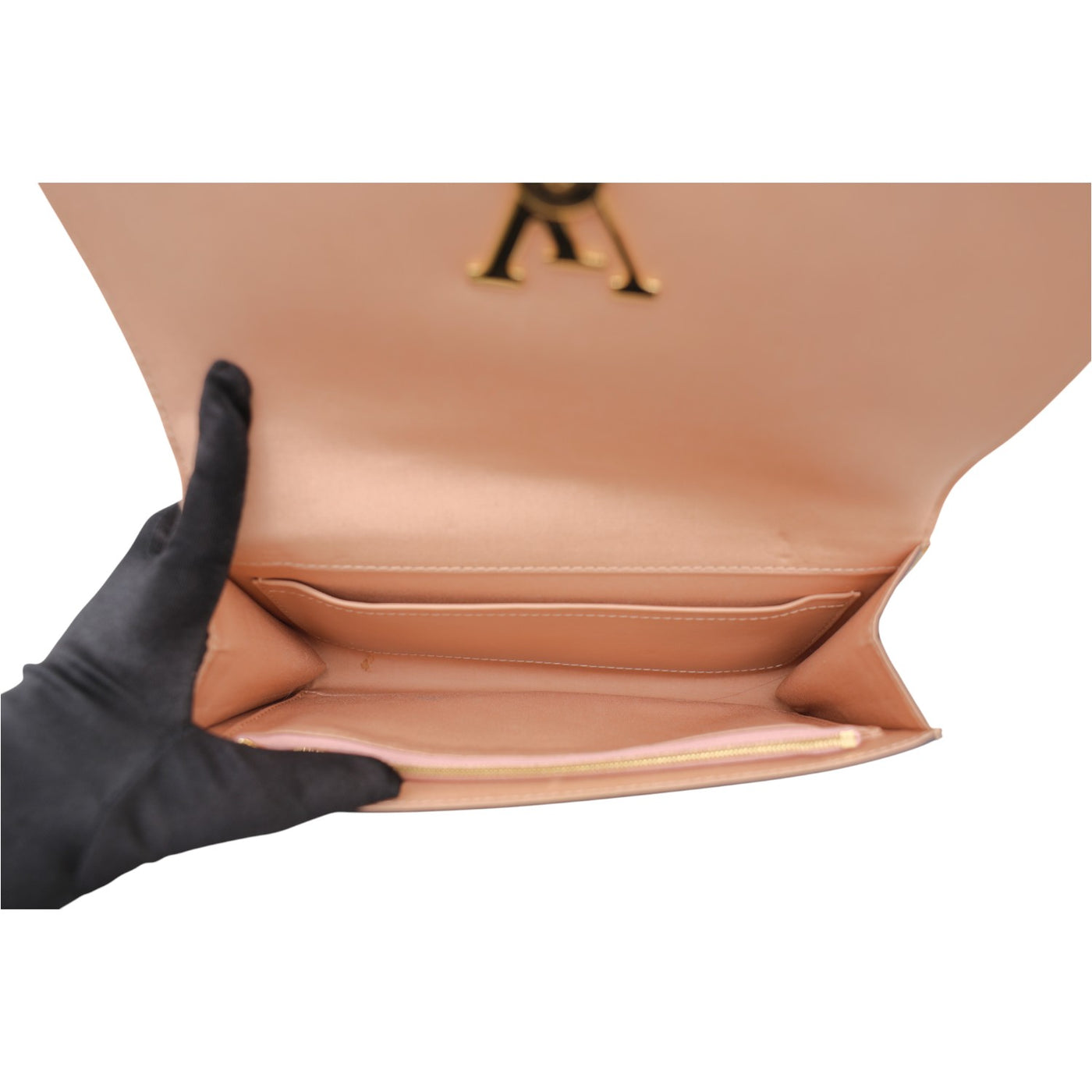 Louis Vuitton Patent Leather Louise Clutch In Beige