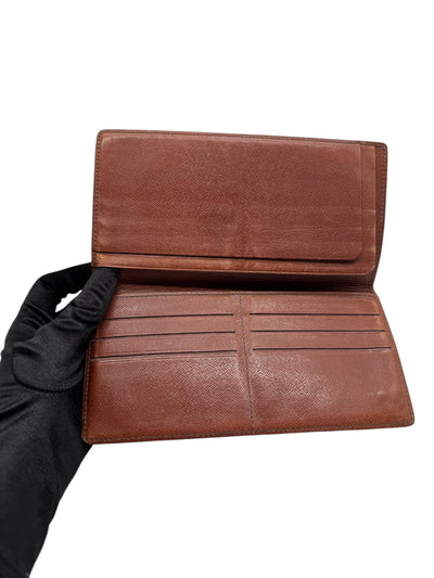 Louis Vuitton Large Men's Wallet in Brown