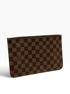 Louis Vuitton
Damier Ebene Toiletry Pouch 26