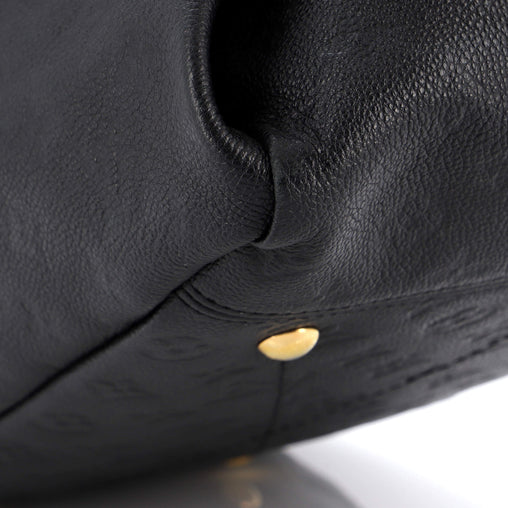 Louis Vuitton Monogram Empreinte Artsy MM Shoulder Bag (SHF-18414