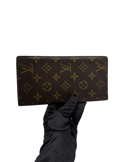 Louis Vuitton Large Men's Wallet in Brown