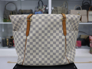 LOUIS VUITTON N TOTALLY DAMIER AZUR HANDBAG