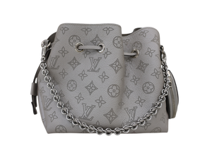 LOUIS VUITTON BELLA BUCKET HANDBAG
